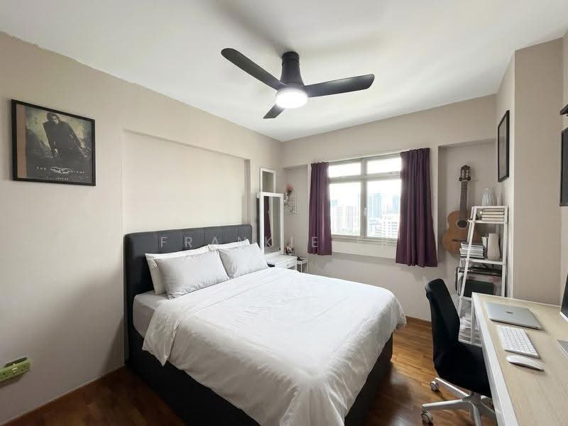 162A Punggol Central, 162A Punggol Central, Hougang / Punggol / Sengkang, 3 Bedrooms, 1,227 sqft, HDB Flat For Sale, by Frankie Er, 500302582 - Bedroom - PropertyGuru.com.sg