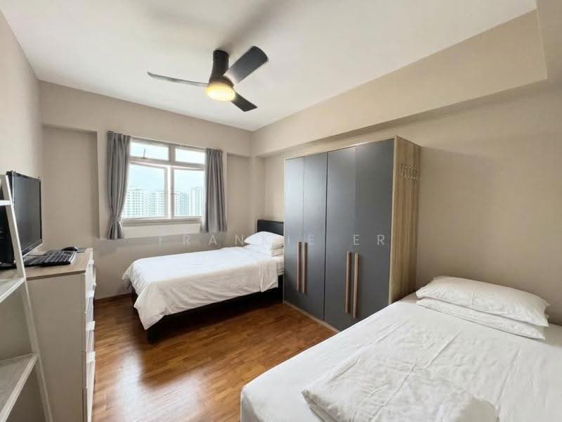 162A Punggol Central, 162A Punggol Central, Hougang / Punggol / Sengkang, 3 Bedrooms, 1,227 sqft, HDB Flat For Sale, by Frankie Er, 500302582 - Bedroom - PropertyGuru.com.sg