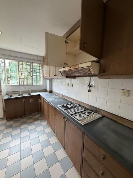 Ville Royale, 310 River Valley Road, Orchard / River Valley, 3 Bedrooms, 1,291 sqft, Apartment For Sale, by ELAINE CHIA, 500302671 - Kitchen - PropertyGuru.com.sg