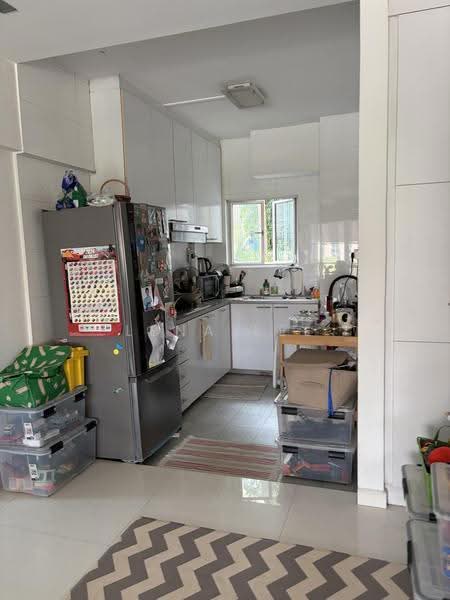 2 + 1 room walk up #03 Agent fee apply 6 min DhobyGhout MRT, Oxley Rise, Orchard / River Valley, 2 Bedrooms, 990 sqft, Walk-up Apartment For Rent, by Lena Lee, 500302686 - Kitchen - PropertyGuru.com.sg