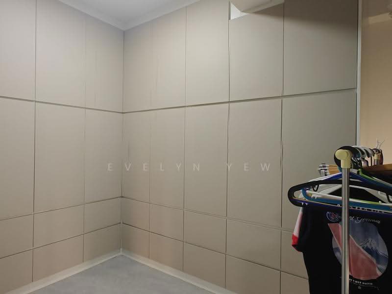 Walk in wardrobe