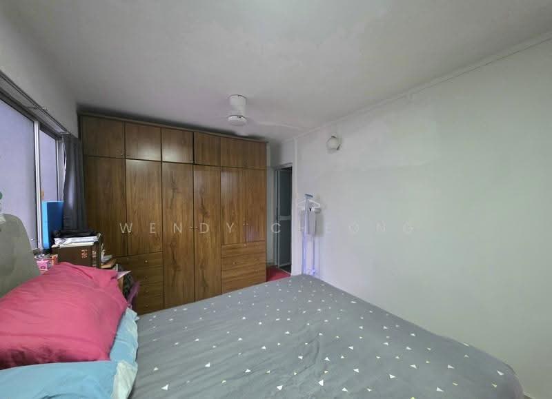 477 Tampines Street 43, 477 Tampines Street 43, Pasir Ris / Tampines, 3 Bedrooms, 904 sqft, HDB Flat For Sale, by Wendy Cheong, 500302739 - Master Bedroom - PropertyGuru.com.sg