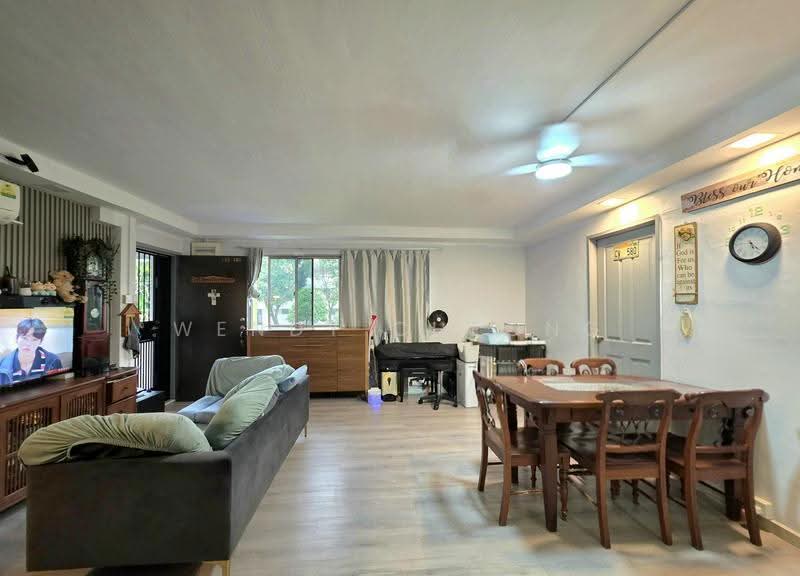 477 Tampines Street 43, 477 Tampines Street 43, Pasir Ris / Tampines, 3 Bedrooms, 904 sqft, HDB Flat For Sale, by Wendy Cheong, 500302739 - Living Room - PropertyGuru.com.sg