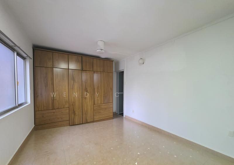 477 Tampines Street 43, 477 Tampines Street 43, Pasir Ris / Tampines, 3 Bedrooms, 904 sqft, HDB Flat For Sale, by Wendy Cheong, 500302739 - Master Bedroom - PropertyGuru.com.sg