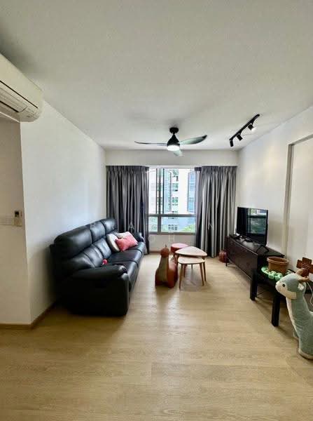 430A Fernvale Link, 430A Fernvale Link, Seletar / Yio Chu Kang, Room Rental, 12 sqft, HDB Flat For Rent, by Brandon Loh, 500302744 - Living Room - PropertyGuru.com.sg