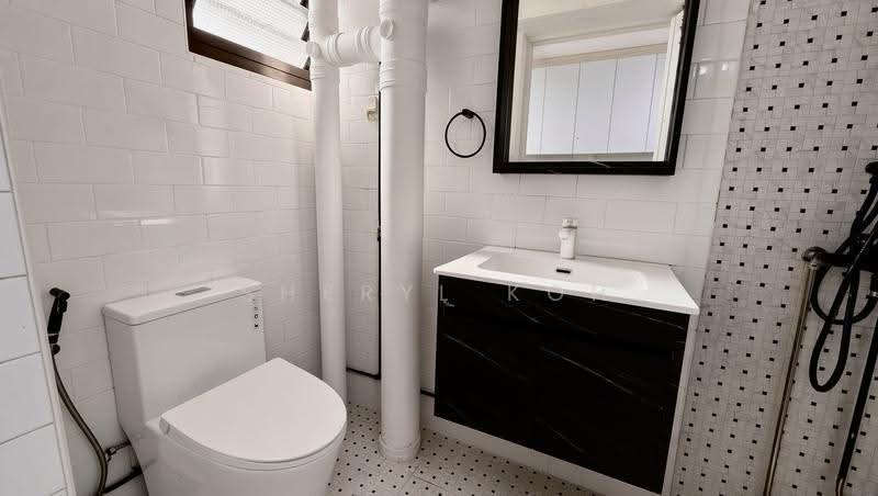 274B Jurong West Street 25, 274B Jurong West Street 25, Boon Lay / Jurong / Tuas, 4 Bedrooms, 1,356 sqft, HDB Flat For Sale, by Sheryl Koh, 500302757 - Bathroom - PropertyGuru.com.sg