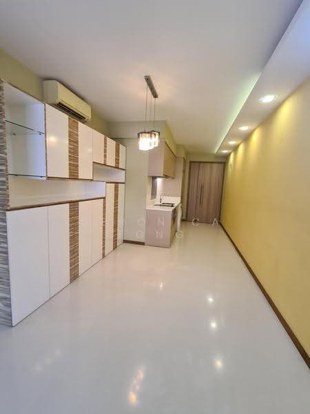 Waterfront Gold, 754 Bedok Reservoir Road, Bedok / Upper East Coast, 1 Bedroom, 550 sqft, Condominium For Rent, by Veronica Fong, 500302948 - Kitchen - PropertyGuru.com.sg