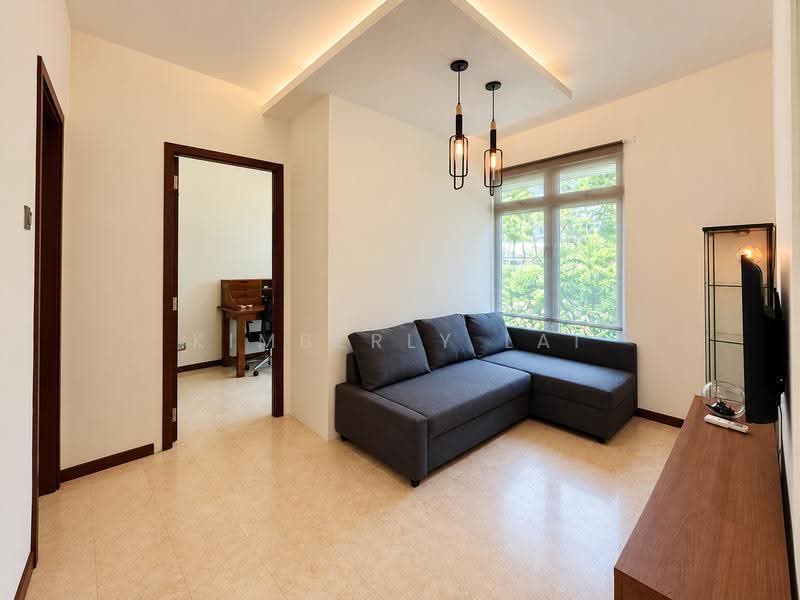 For investors/coliving, *FREEHOLD* 2+S convertible to 3BR @ 3.3% yield, Pasir Ris/Tampines/Loyang/Changi, Pasir Ris / Tampines, 3 Bedrooms, 828 sqft, Condominium For Sale, by Kimberly Lai, 500302979 - Living Room - PropertyGuru.com.sg