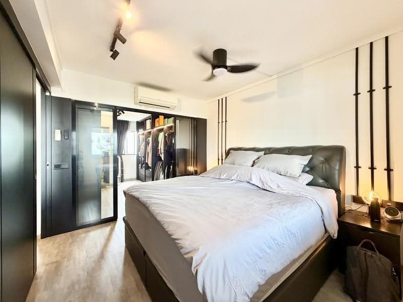 31 Marine Crescent, 31 Marine Crescent, East Coast / Marine Parade, 2 Bedrooms, 700 sqft, HDB Flat For Sale, by Ronald Chye, 500303107 - Bedroom - PropertyGuru.com.sg