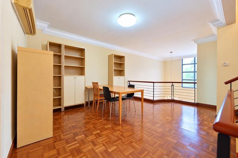 Princeton Vale, Poh Huat Terrace, Hougang / Punggol / Sengkang, 5 Bedrooms, 3,200 sqft, Terraced House For Sale, by Alice Ng 黄素芳, 500303151 - Home library - PropertyGuru.com.sg