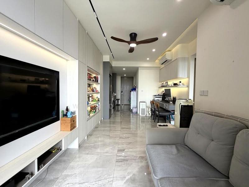 Affinity At Serangoon, Hougang / Punggol / Sengkang, 2 Bedrooms, 732 sqft, Condominium For Sale, by Wendy Tan, 500303158 - Living Room - PropertyGuru.com.sg