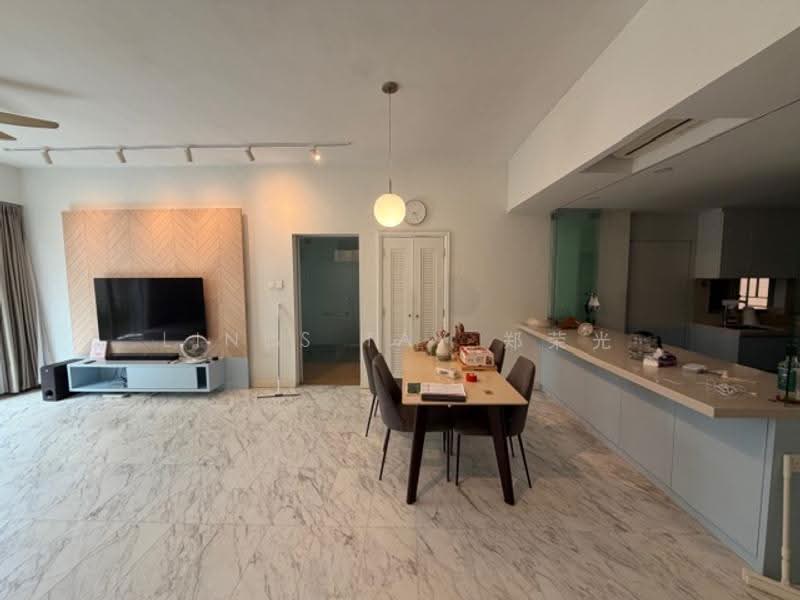 Aspen Heights, 261 River Valley Road, Orchard / River Valley, 3 Bedrooms, 1,324 sqft, Condominium For Sale, by Linus Tay 郑荣光, 500303298 - Living Room - PropertyGuru.com.sg