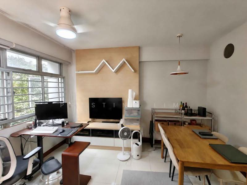 811B Choa Chu Kang Avenue 7, 811B Choa Chu Kang Avenue 7, Dairy Farm / Bukit Panjang / Choa Chu Kang, 2 Bedrooms, 732 sqft, HDB Flat For Sale, by Pristine Lim, 500303558 - Living Room - PropertyGuru.com.sg