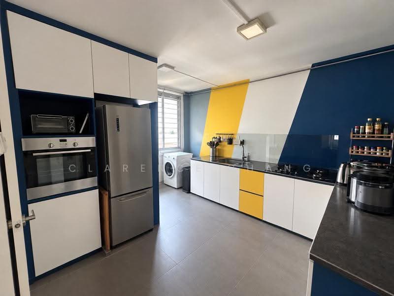 512 Pasir Ris Street 52, 512 Pasir Ris Street 52, Pasir Ris / Tampines, 3 Bedrooms, 1,165 sqft, HDB Flat For Sale, by Clarence Chang, 500303560 - Kitchen - PropertyGuru.com.sg