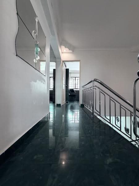 146 Tampines Avenue 5, 146 Tampines Avenue 5, Pasir Ris / Tampines, 3 Bedrooms, 1,615 sqft, HDB Flat For Sale, by Victor Ho, 500303564 - Corridor - PropertyGuru.com.sg