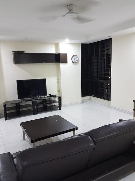 465 Segar Road, 465 Segar Road, Dairy Farm / Bukit Panjang / Choa Chu Kang, 3 Bedrooms, 1,184 sqft, HDB Flat For Rent, by Michelle Lim, 500303589 - Living Room - PropertyGuru.com.sg
