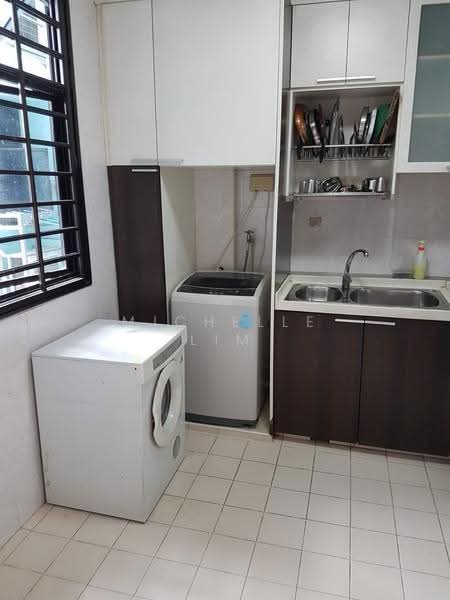 465 Segar Road, 465 Segar Road, Dairy Farm / Bukit Panjang / Choa Chu Kang, 3 Bedrooms, 1,184 sqft, HDB Flat For Rent, by Michelle Lim, 500303589 - Kitchen - PropertyGuru.com.sg