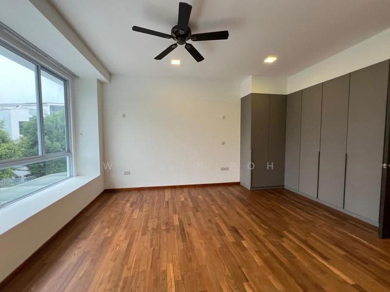 Semi-Detached House with Pool Near the Park & Sea at Wak Hassan, Wak Hassan, Sembawang / Yishun, 5 Bedrooms, 7,331 sqft, Semi-Detached House For Rent, by Watson Poh, 500303596 - Bedroom - PropertyGuru.com.sg