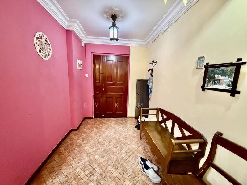 200B Sengkang East Road, 200B Sengkang East Road, Hougang / Punggol / Sengkang, 3 Bedrooms, 1,184 sqft, HDB Flat For Sale, by Jay Kumar, 500303786 - Entrance - PropertyGuru.com.sg
