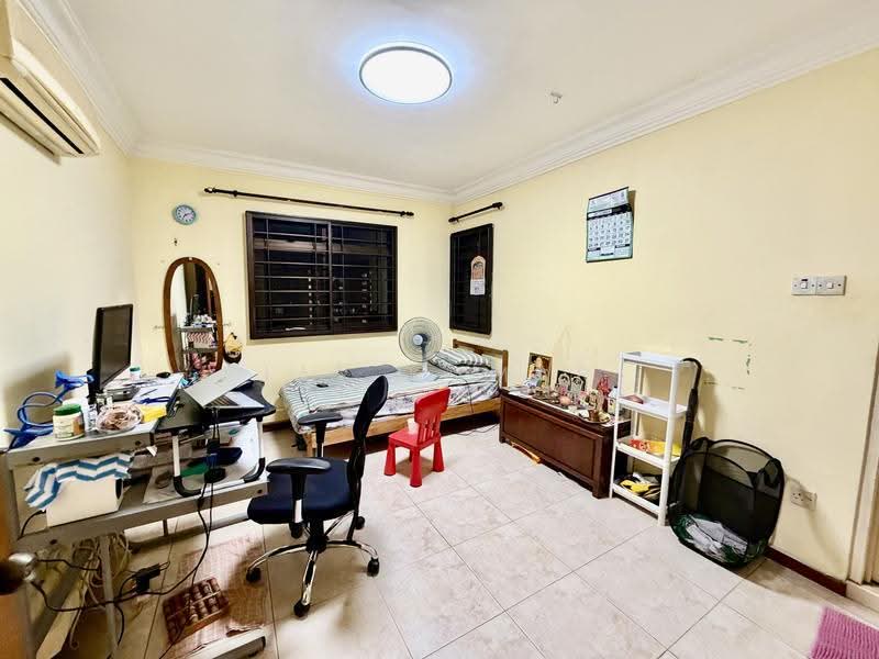 200B Sengkang East Road, 200B Sengkang East Road, Hougang / Punggol / Sengkang, 3 Bedrooms, 1,184 sqft, HDB Flat For Sale, by Jay Kumar, 500303786 - Bedroom - PropertyGuru.com.sg