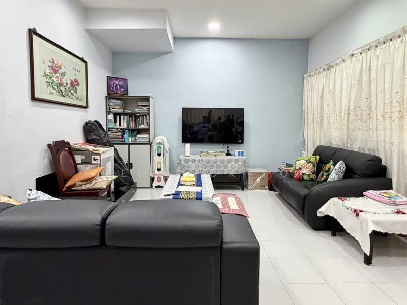 Chu Lin Road, Chu Lin Road, Dairy Farm / Bukit Panjang / Choa Chu Kang, 5 Bedrooms, 3,500 sqft, Semi-Detached House For Sale, by Frederick Foo, 500303819 - Living Room - PropertyGuru.com.sg