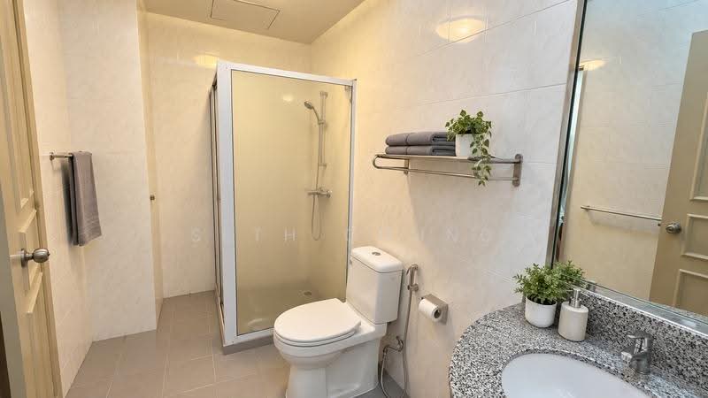 Lentor Villas, Lentor Crescent, Mandai / Upper Thomson, Room Rental, 280 sqft, Terraced House For Rent, by Seth Chung, 500303830 - Bathroom - PropertyGuru.com.sg