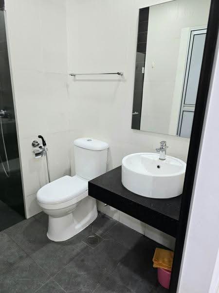 Parc Rosewood, 93 Rosewood Drive, Admiralty / Woodlands, 1 Bedroom, 431 sqft, Condominium For Rent, by Ashely Lian, 500303835 - Bathroom - PropertyGuru.com.sg