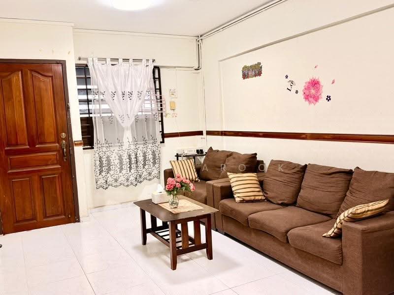 NICE LIVING HALL