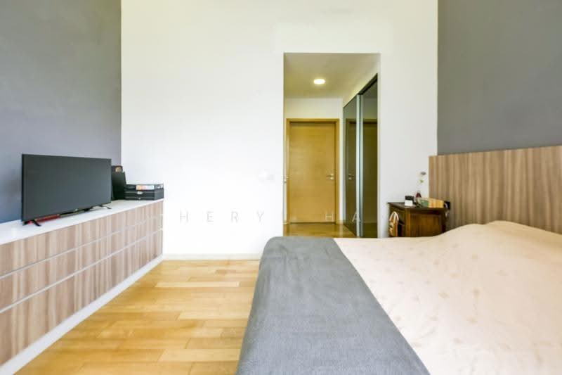 Shelford Suites, 16B Shelford Road, Newton / Novena, 3 Bedrooms, 1,604 sqft, Apartment For Sale, by Sheryl Han, 500304058 - Master Bedroom - PropertyGuru.com.sg