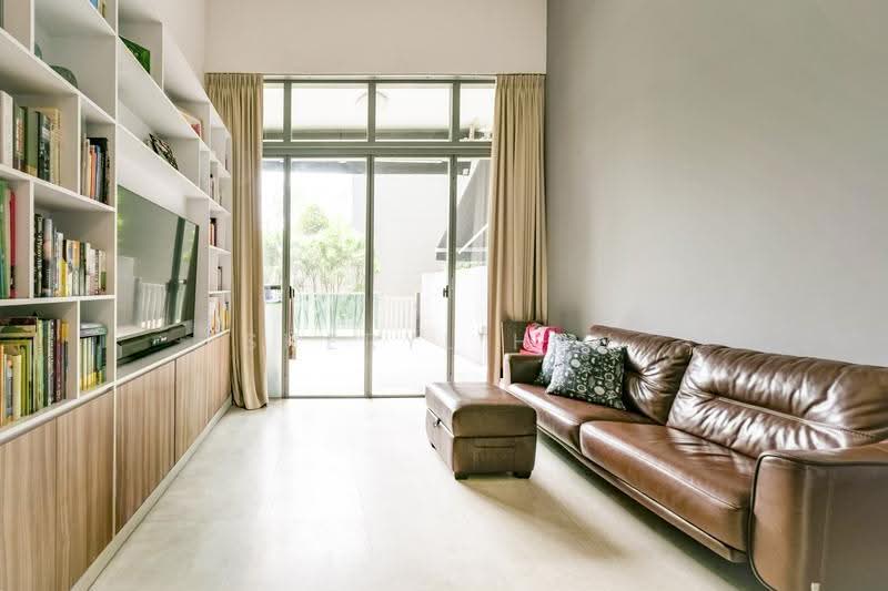 Shelford Suites, 16B Shelford Road, Newton / Novena, 3 Bedrooms, 1,604 sqft, Apartment For Sale, by Sheryl Han, 500304058 - Living Room - PropertyGuru.com.sg