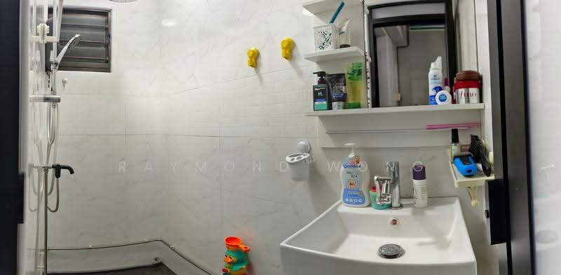 125 Marsiling Rise, 125 Marsiling Rise, Admiralty / Woodlands, 2 Bedrooms, 646 sqft, HDB Flat For Sale, by Raymond Wong, 500304175 - Bathroom - PropertyGuru.com.sg