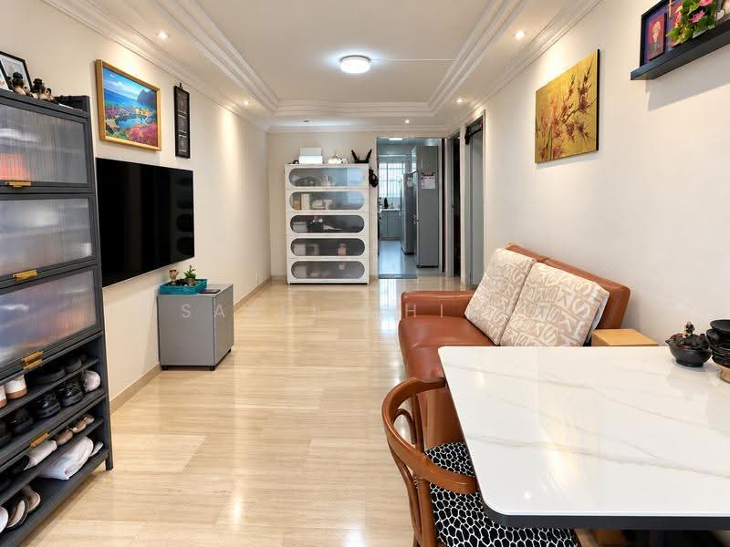 81 Commonwealth Close, 81 Commonwealth Close, Alexandra / Commonwealth, 2 Bedrooms, 764 sqft, HDB Flat For Sale, by Isabel Chiang, 500304326 - Living Room - PropertyGuru.com.sg