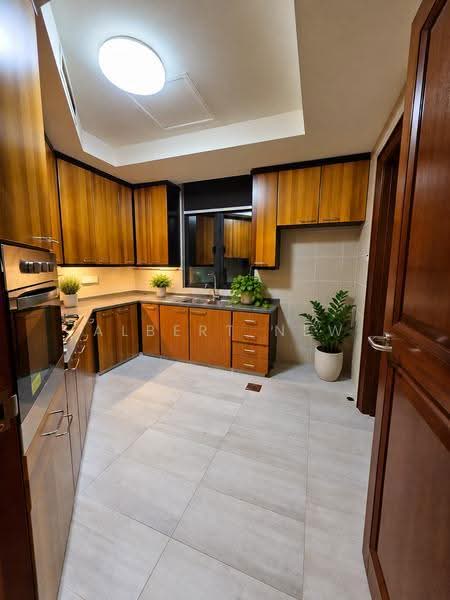 Valley Park, 479 River Valley Road, Tanglin / Holland / Bukit Timah, 2 Bedrooms, 1,216 sqft, Condominium For Rent, by Albert New, 500304375 - Kitchen - PropertyGuru.com.sg