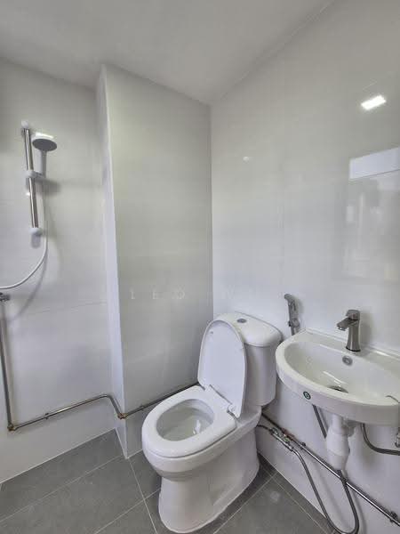 Novena Gardens, 273 Thomson Road, Newton / Novena, Room Rental, 180 sqft, Apartment For Rent, by Leo Wu, 500304440 - Bathroom - PropertyGuru.com.sg