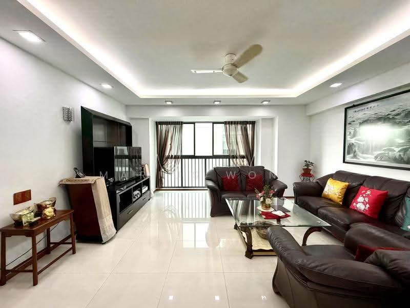 Pinnacle @ Duxton, 1 Cantonment Road, Chinatown / Tanjong Pagar, 3 Bedrooms, 1,140 sqft, HDB Flat For Sale, by Marius Wong, 500304506 - Living room - PropertyGuru.com.sg