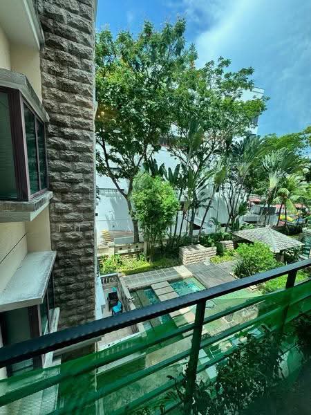 Lovely Greenery Views