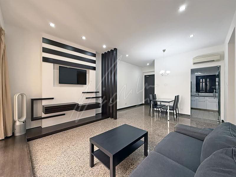 Living / Dining Area