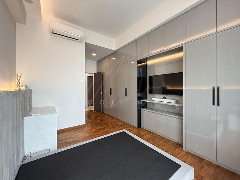 Mutiara View, 11 Jalan Mutiara, Tanglin / Holland / Bukit Timah, 3 Bedrooms, 1,130 sqft, Apartment For Sale, by Nicole Lim, 500304709 - Master Bedroom - PropertyGuru.com.sg