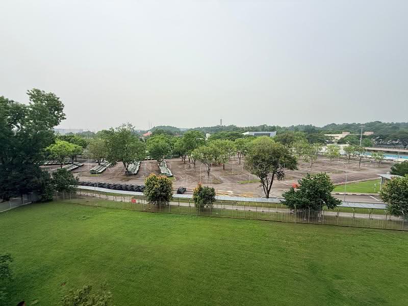 902 Jurong West Street 91, 902 Jurong West Street 91, Boon Lay / Jurong / Tuas, 4 Bedrooms, 1,313 sqft, HDB Flat For Sale, by Brandon Tong  小董, 500304806 - View from Bedroom 3 and 4 - PropertyGuru.com.sg