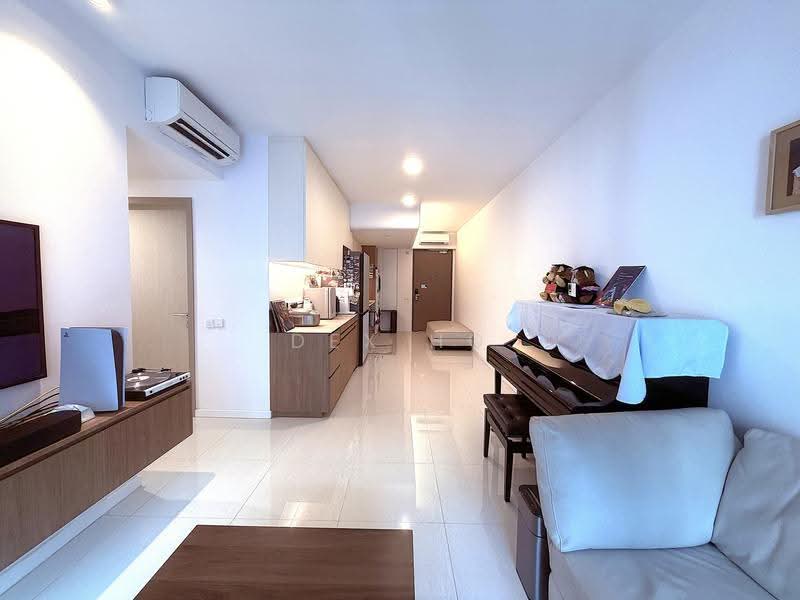 Treasure at Tampines, 45 Tampines Lane, Pasir Ris / Tampines, 3 Bedrooms, 915 sqft, Condominium For Sale, by Dex Ho, 500304818 - Living Room - PropertyGuru.com.sg