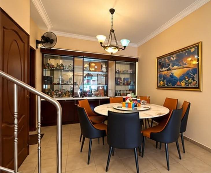 Sunrise Villa, Sunrise Way, Seletar / Yio Chu Kang, 4 Bedrooms, 2,800 sqft, Terraced House For Rent, by Timothy Tan, 500304874 - Dining Room - PropertyGuru.com.sg