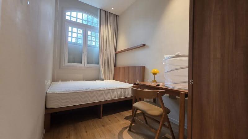 111 Jalan Besar, Farrer Park / Serangoon Rd, 2 Bedrooms, 567 sqft, Conservation House For Rent, by Marcus Tan C S, 500305010 - Bedroom - PropertyGuru.com.sg