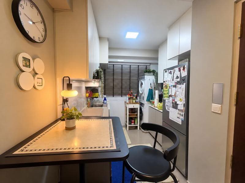 468A Bukit Batok West Avenue 9, 468A Bukit Batok West Avenue 9, Dairy Farm / Bukit Panjang / Choa Chu Kang, 1 Bedroom, 409 sqft, HDB Flat For Rent, by Jocelyn Loh, 500305161 - Kitchen - PropertyGuru.com.sg
