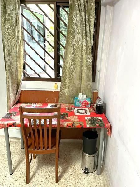 204 Ang Mo Kio Avenue 3, 204 Ang Mo Kio Avenue 3, Ang Mo Kio / Bishan / Thomson, Room Rental, 120 sqft, HDB Flat For Rent, by Steven Choo, 500305258 - Dining Room - PropertyGuru.com.sg