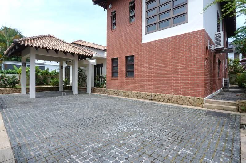 Woodgrove Estate, Ashwood Grove, Admiralty / Woodlands, 5 Bedrooms, 3,815 sqft, Detached House For Sale, by Douglas Lee, 500305267 - Exterior - PropertyGuru.com.sg