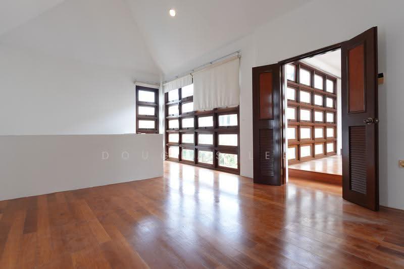 Woodgrove Estate, Ashwood Grove, Admiralty / Woodlands, 5 Bedrooms, 3,815 sqft, Detached House For Sale, by Douglas Lee, 500305267 - PropertyGuru.com.sg