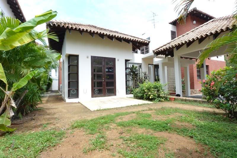 Woodgrove Estate, Ashwood Grove, Admiralty / Woodlands, 5 Bedrooms, 3,815 sqft, Detached House For Sale, by Douglas Lee, 500305267 - Exterior - PropertyGuru.com.sg