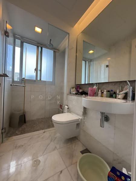 Common bathroom