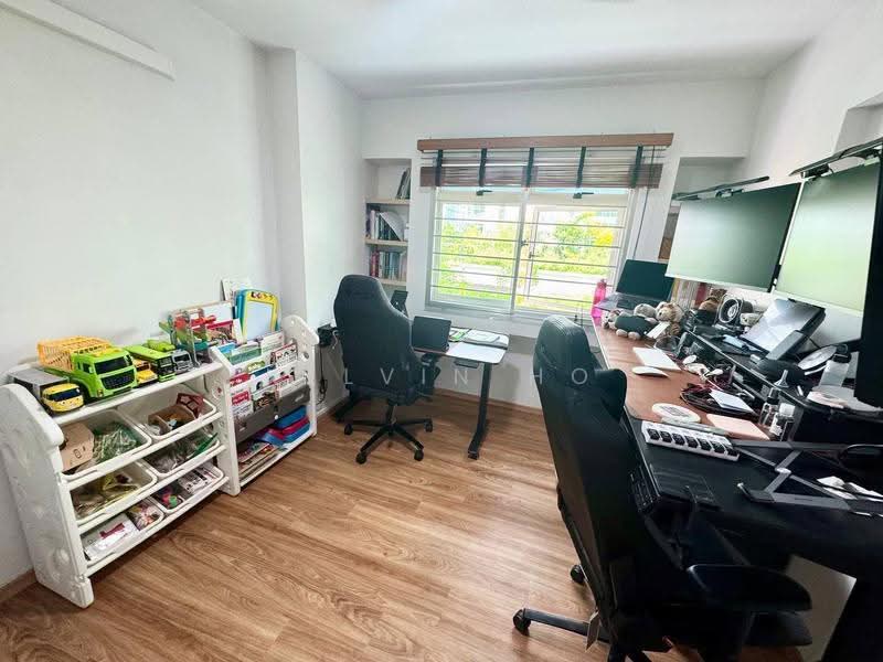 102A Punggol Field, 102A Punggol Field, Hougang / Punggol / Sengkang, 3 Bedrooms, 969 sqft, HDB Flat For Sale, by Kelvin Ho, 500305314 - Study - PropertyGuru.com.sg