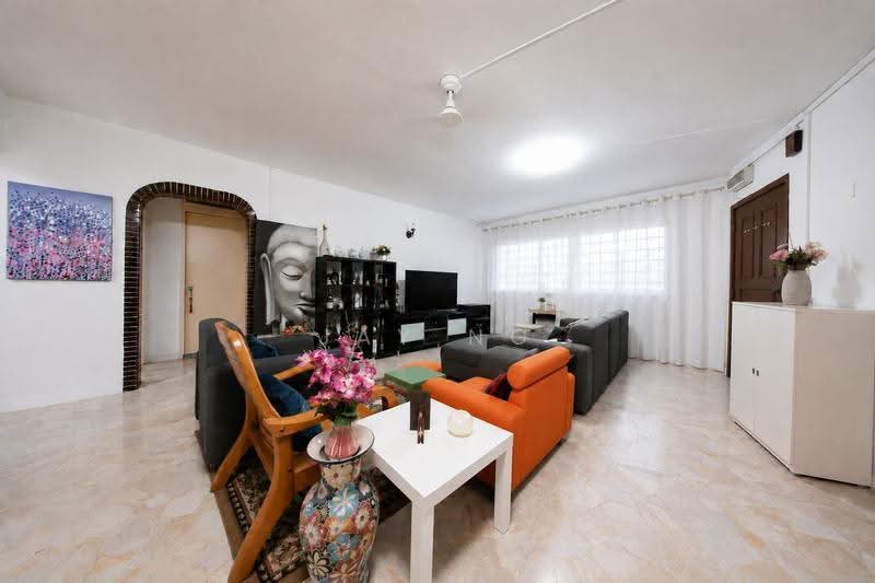 112 Bukit Batok West Avenue 6, 112 Bukit Batok West Avenue 6, Dairy Farm / Bukit Panjang / Choa Chu Kang, 3 Bedrooms, 1,141 sqft, HDB Flat For Sale, by Jay Ng, 500305352 - Living Room - PropertyGuru.com.sg